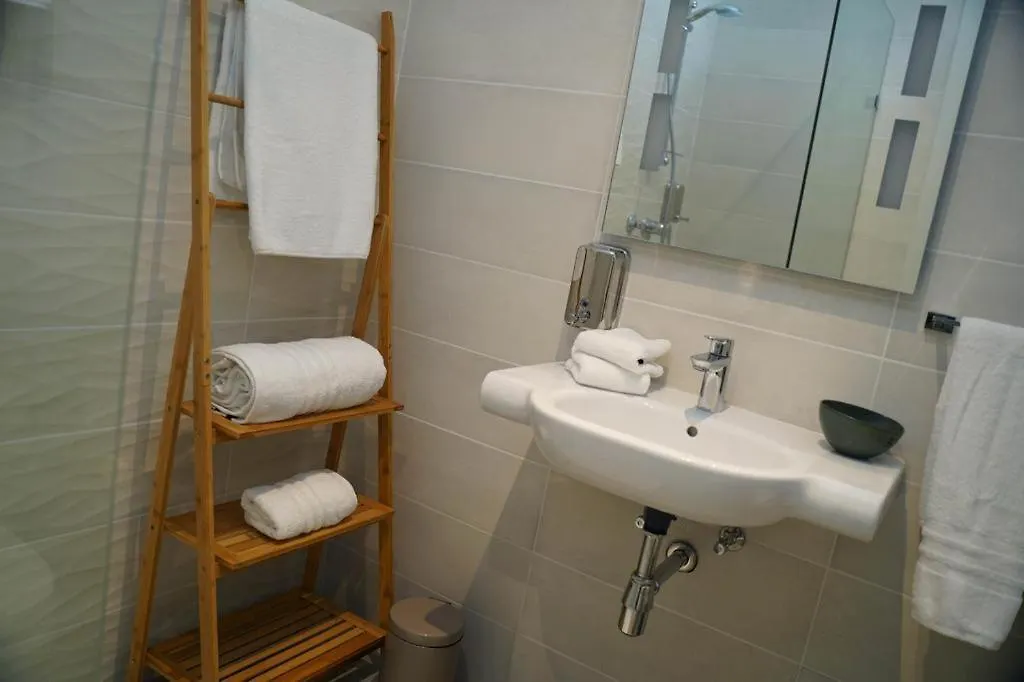 Guest House Capital Inn La Valette
